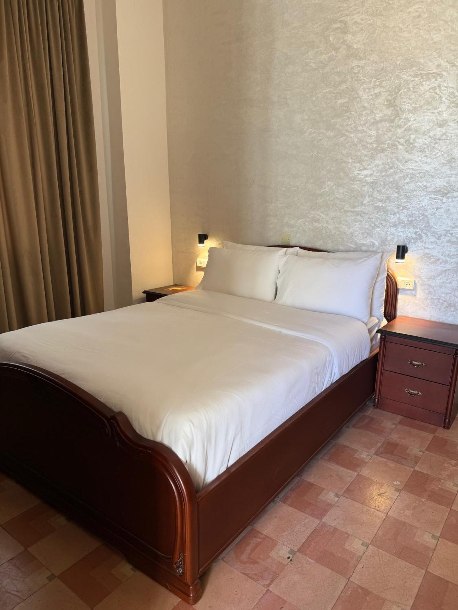 Appartement 3 Bedroom Next To Playa And Ibn Batuta Mall *